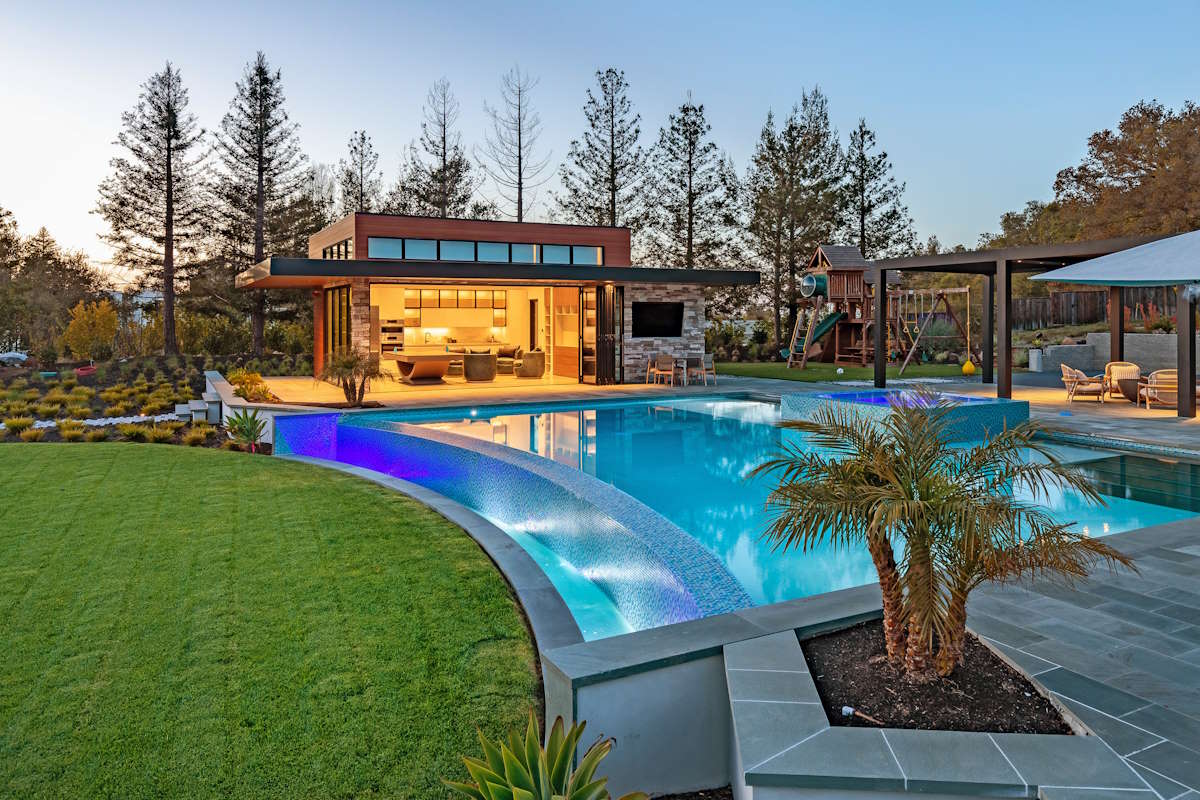M. DESIGNS ARCHITECTS